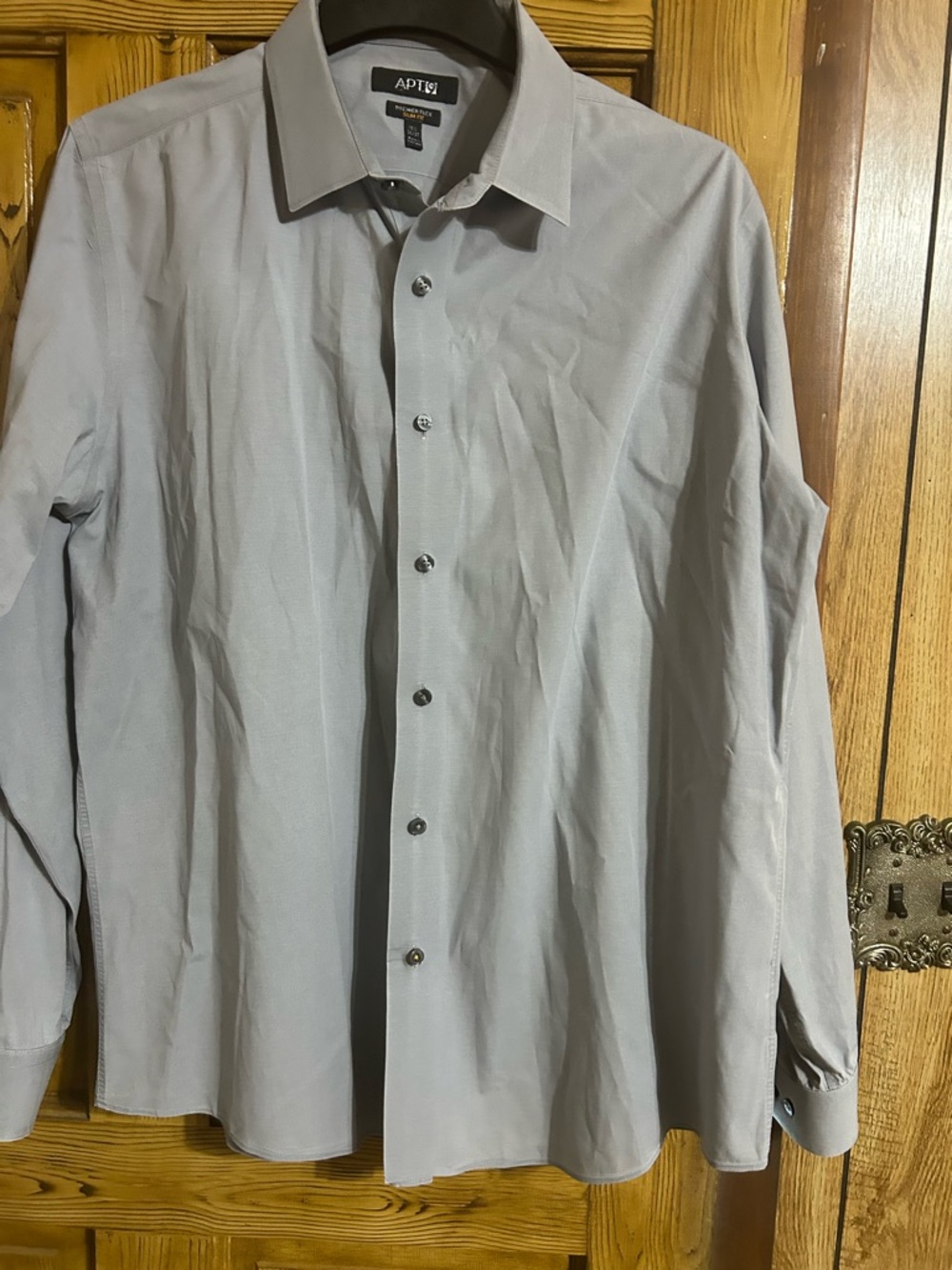 Apt. 9 Men's Long Sleeve Dress Shirt in Light Gray